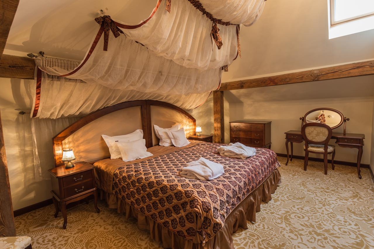 Dwor Kombornia Hotel&Spa المظهر الخارجي الصورة